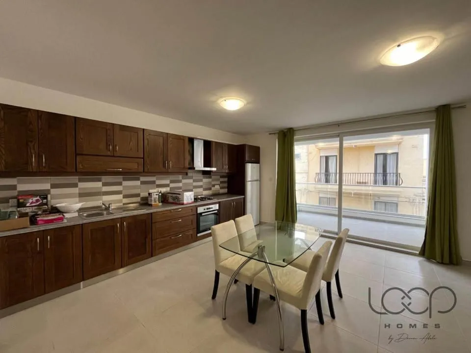 Modern 2 Bedroom Apartment in Bugibba