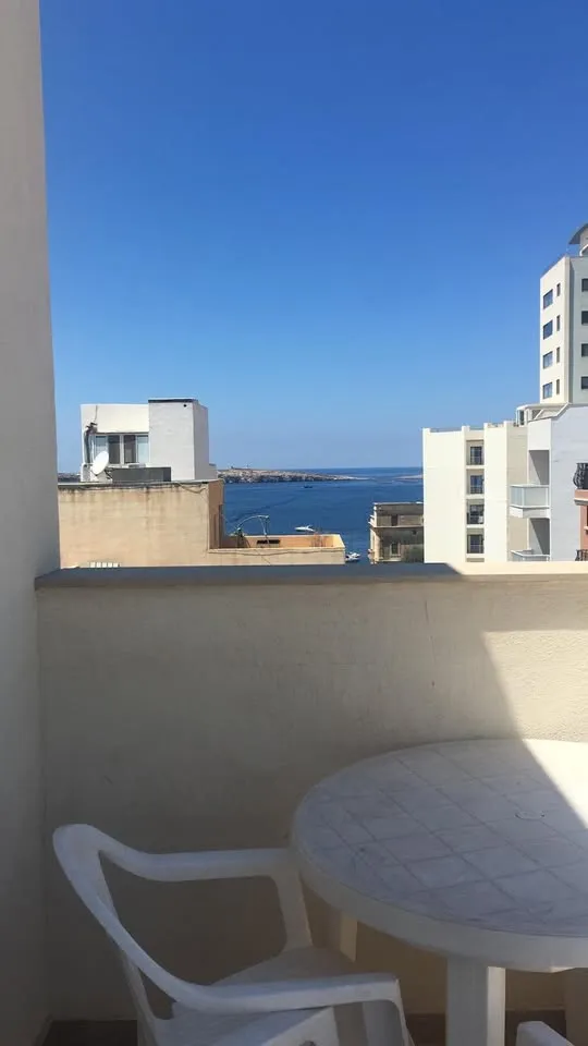 1-BEDROOM PENTHOUSE FOR RENT – ST PAUL’S BAY