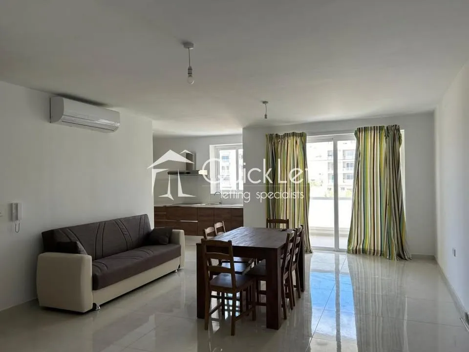 Three-bedroom apartment in San Pawl il-Baħar