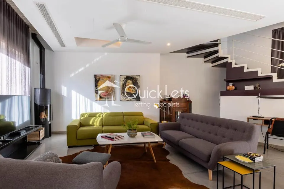 A stunning 5 bedrooms 4 bathrooms in Gharghur