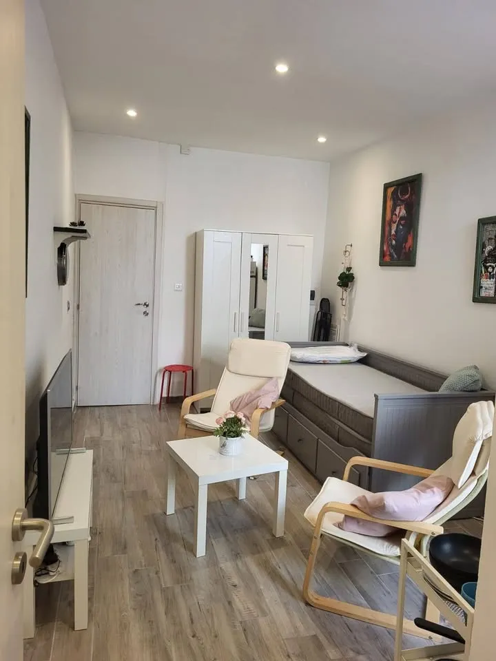 One bedroom with balcony in Sliema