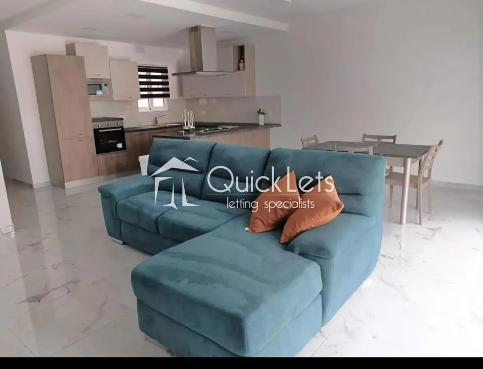 Three-bedroom home in Siġġiewi
