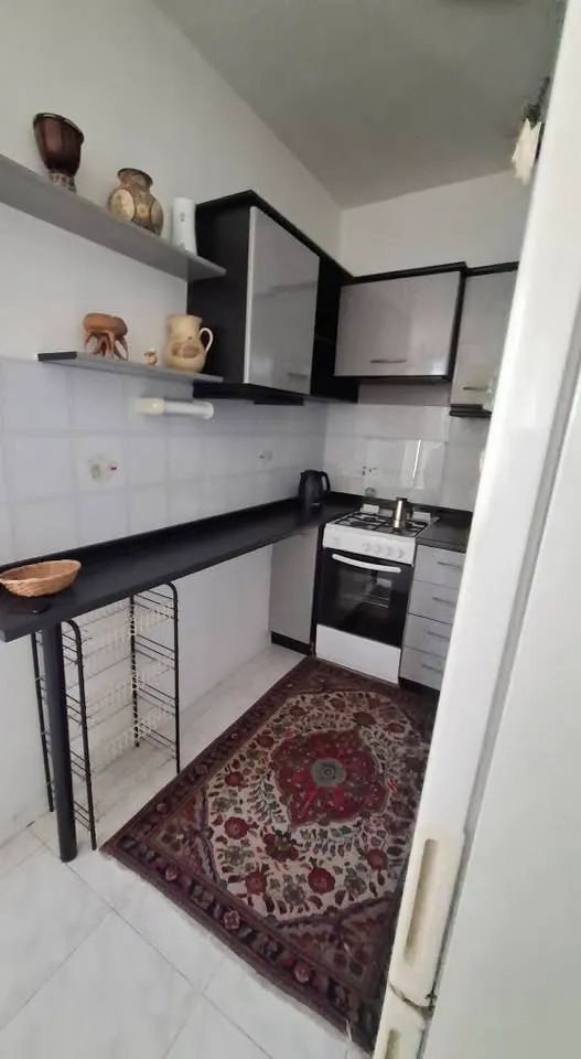 1 bedroom flat available now in QAWRA