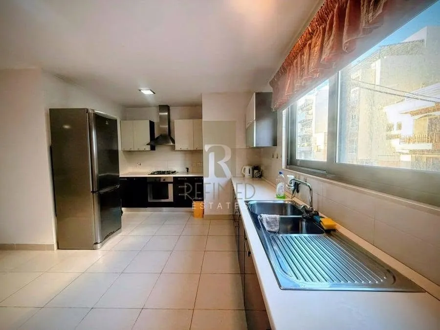 3 Bedroom Apartment in Swieqi