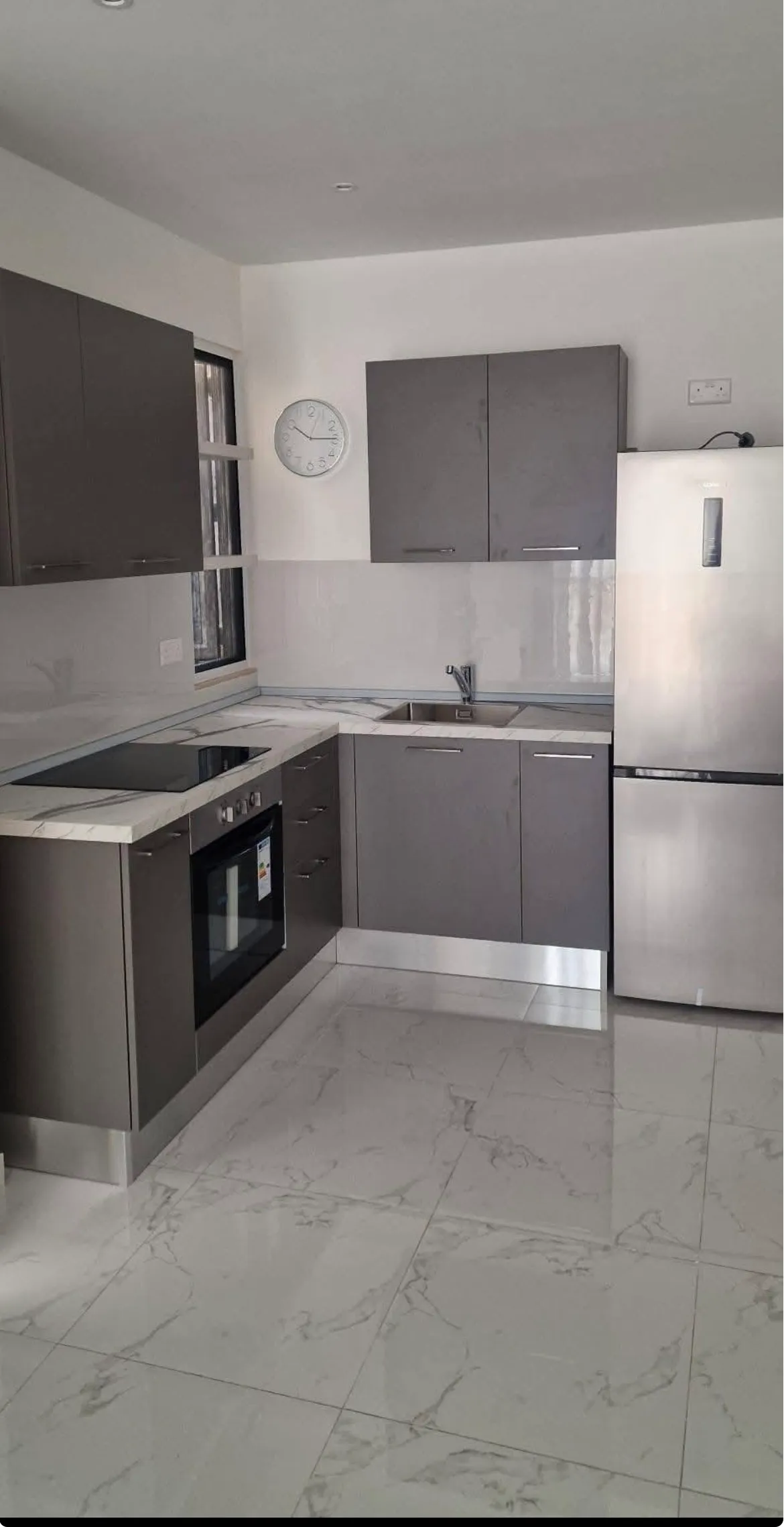 2 bedroom 2-bathroom Penthouse