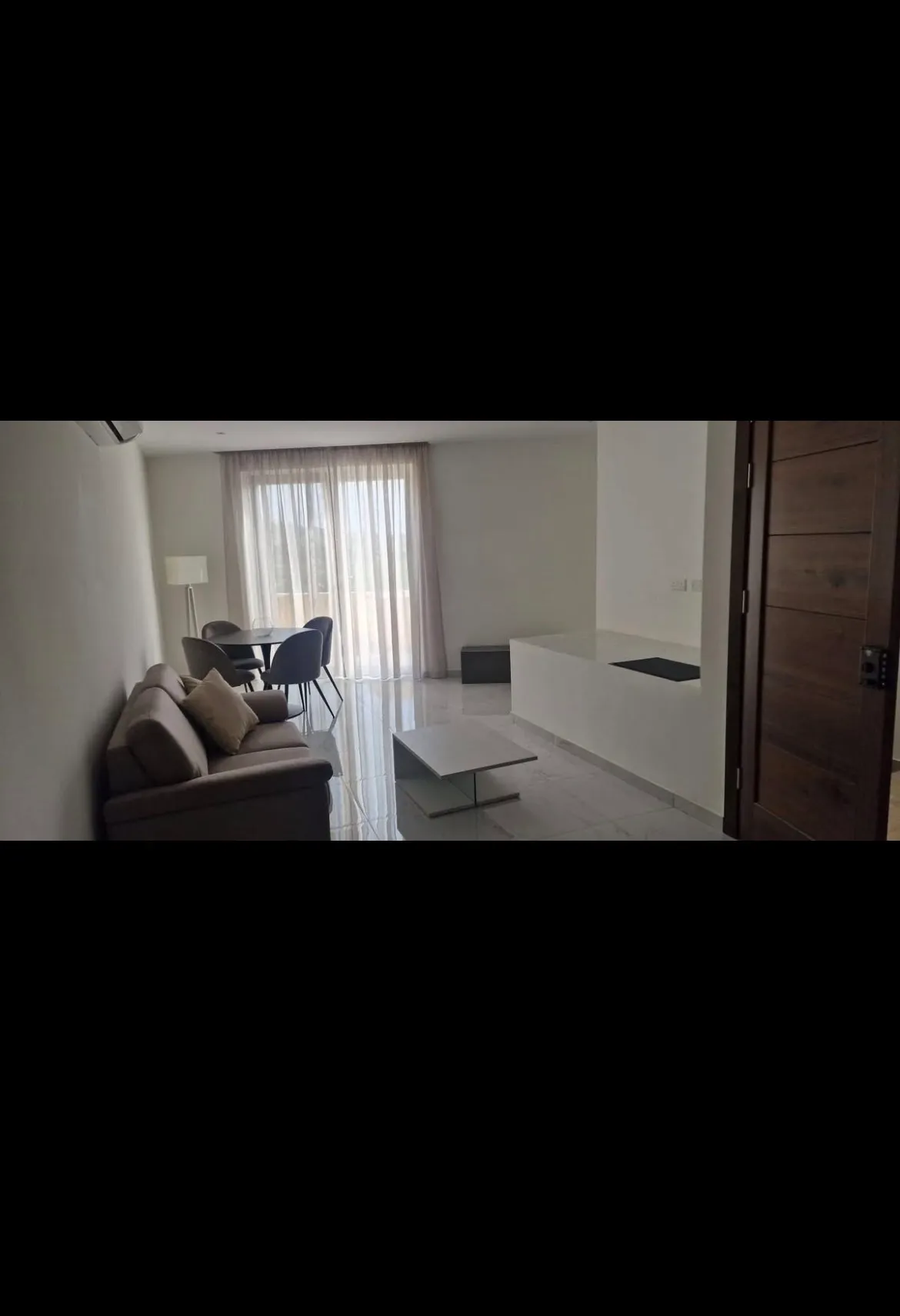 2 bedroom 2-bathroom Penthouse