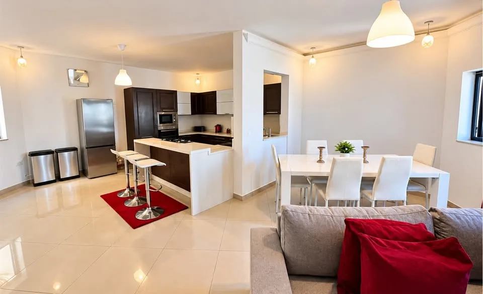 3 bedroom apartment in Naxxar