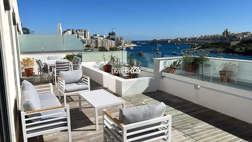 8th-floor 1-bedroom seafront Penthouse in Sliema