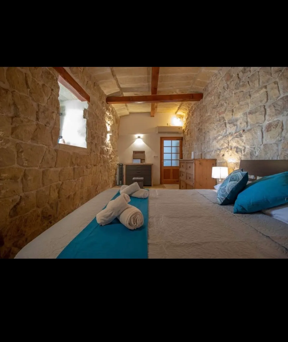 ZEJTUN FARMHOUSE FOR LONG LET