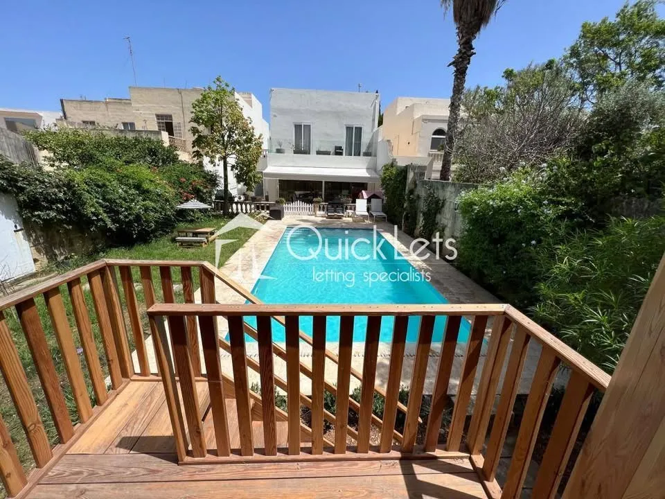 Balzan | Luxury 4-Bedroom Terrace House with Private Pool