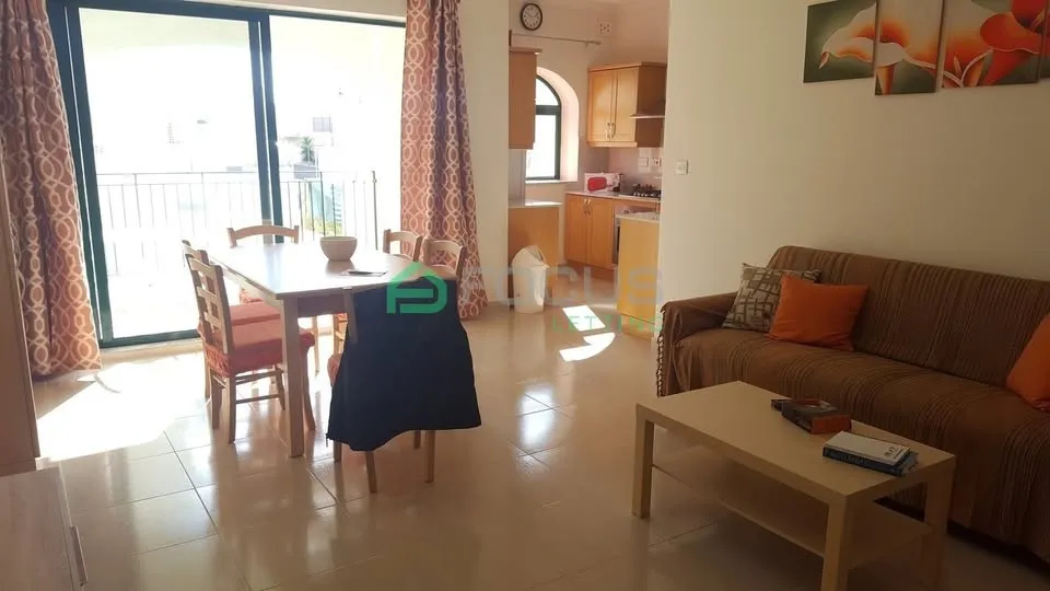 Nice 3 Bedroom - Gzira