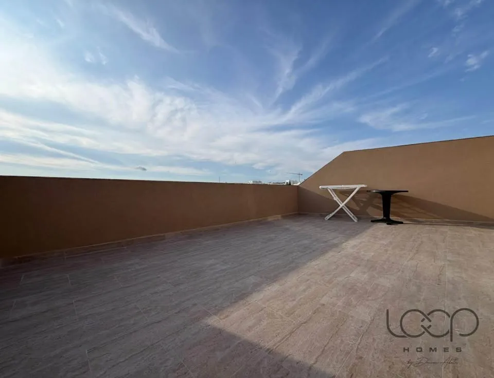 Modern 2 Bedroom Penthouse in Birkirkara