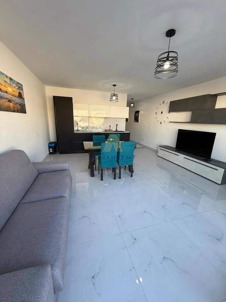 Luxurious 2-Bedroom Apartment in Gzira