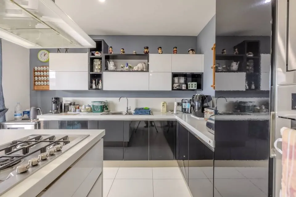 Very well kept apartment in Qawra close to school