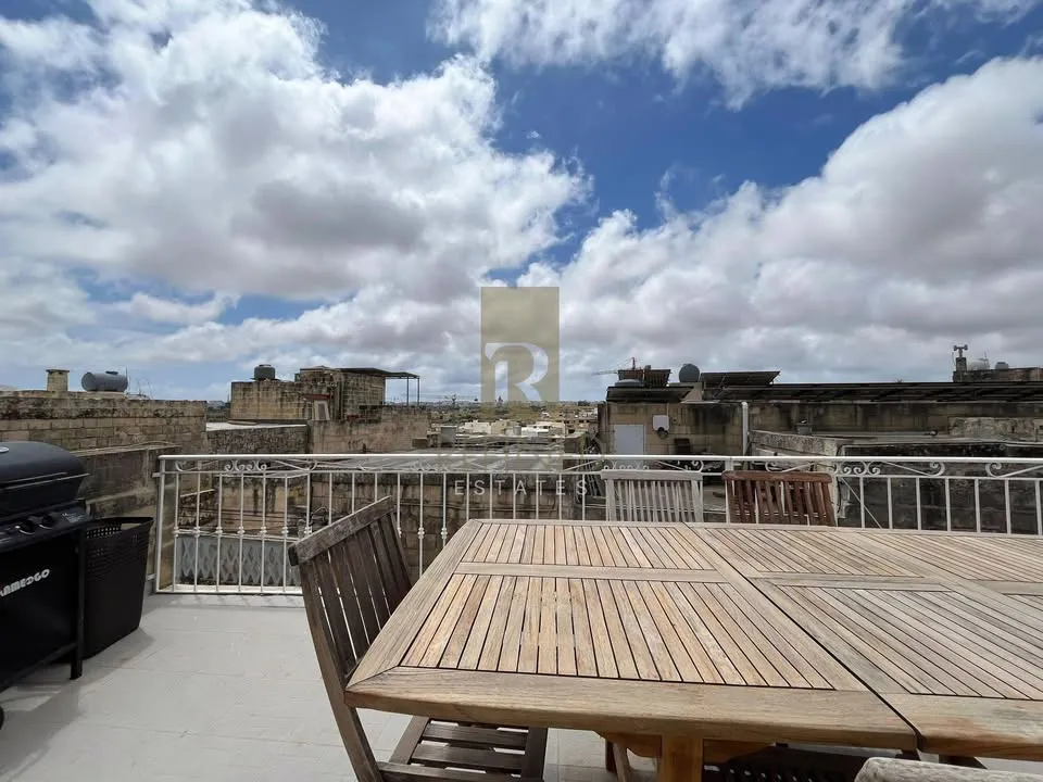 3 Bedroom Apartment in Żebbuġ