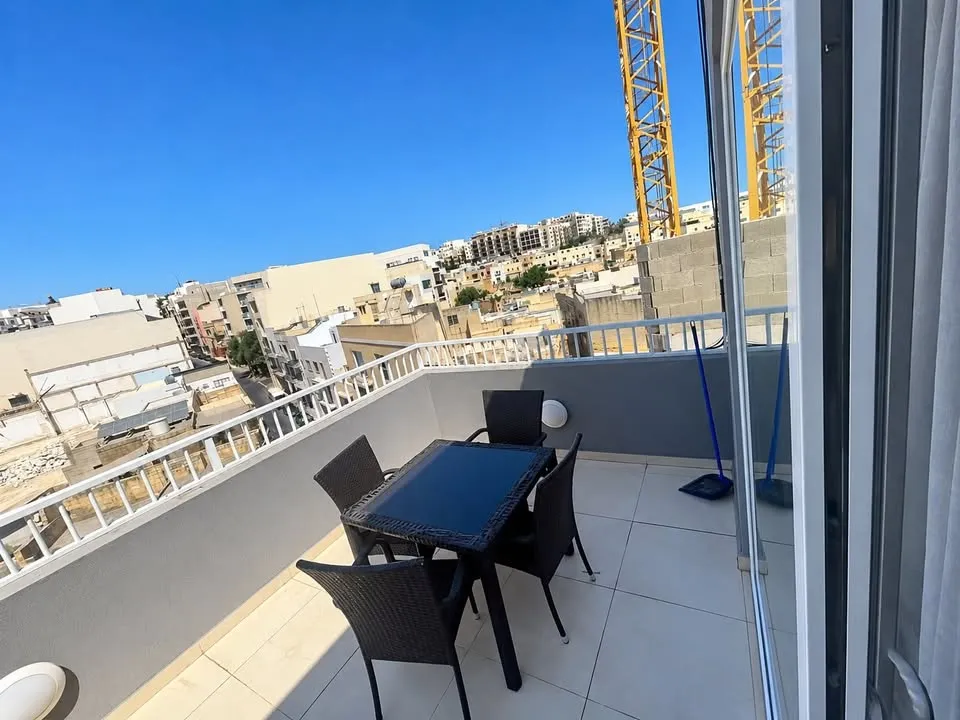 1-bedroom penthouse in Msida