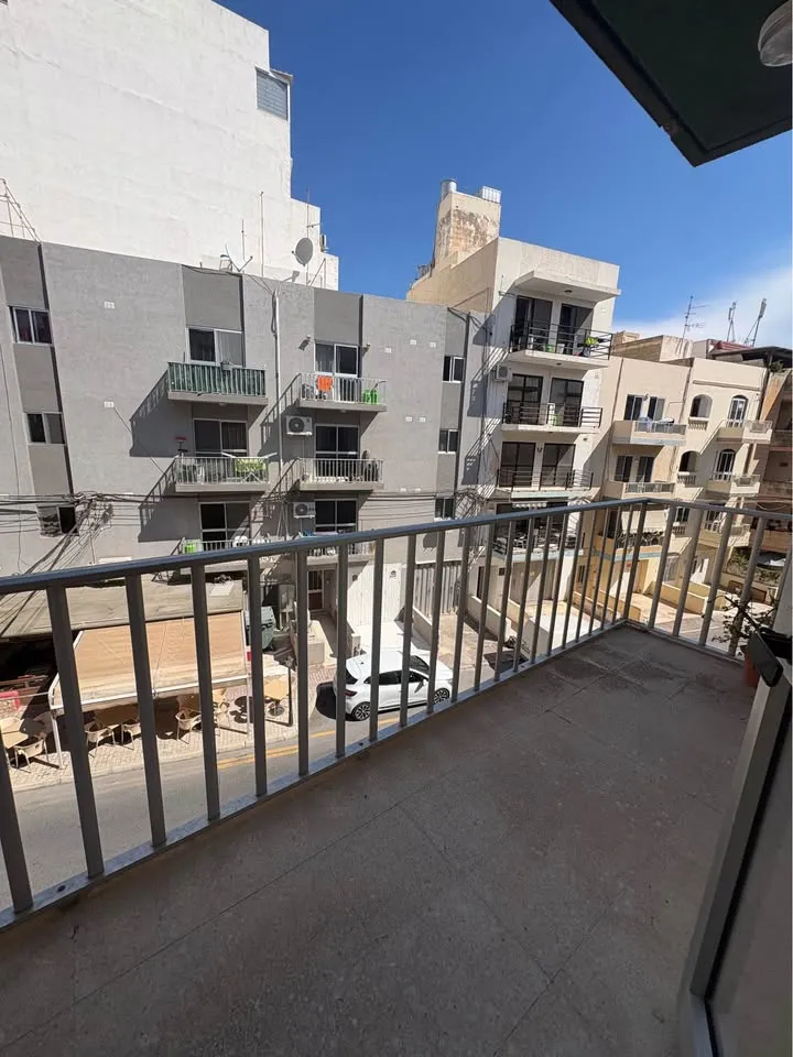 Qawra - two bedroom and one bathroom