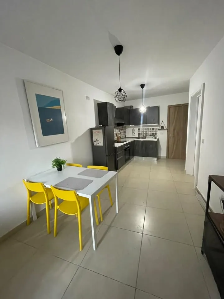 Modern apartment in San Ġiljan
