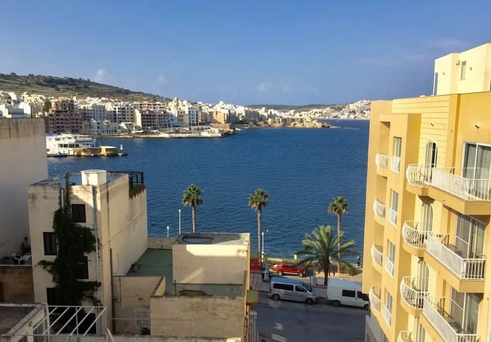 3 Bedroom Apartment in Birżebbuġa
