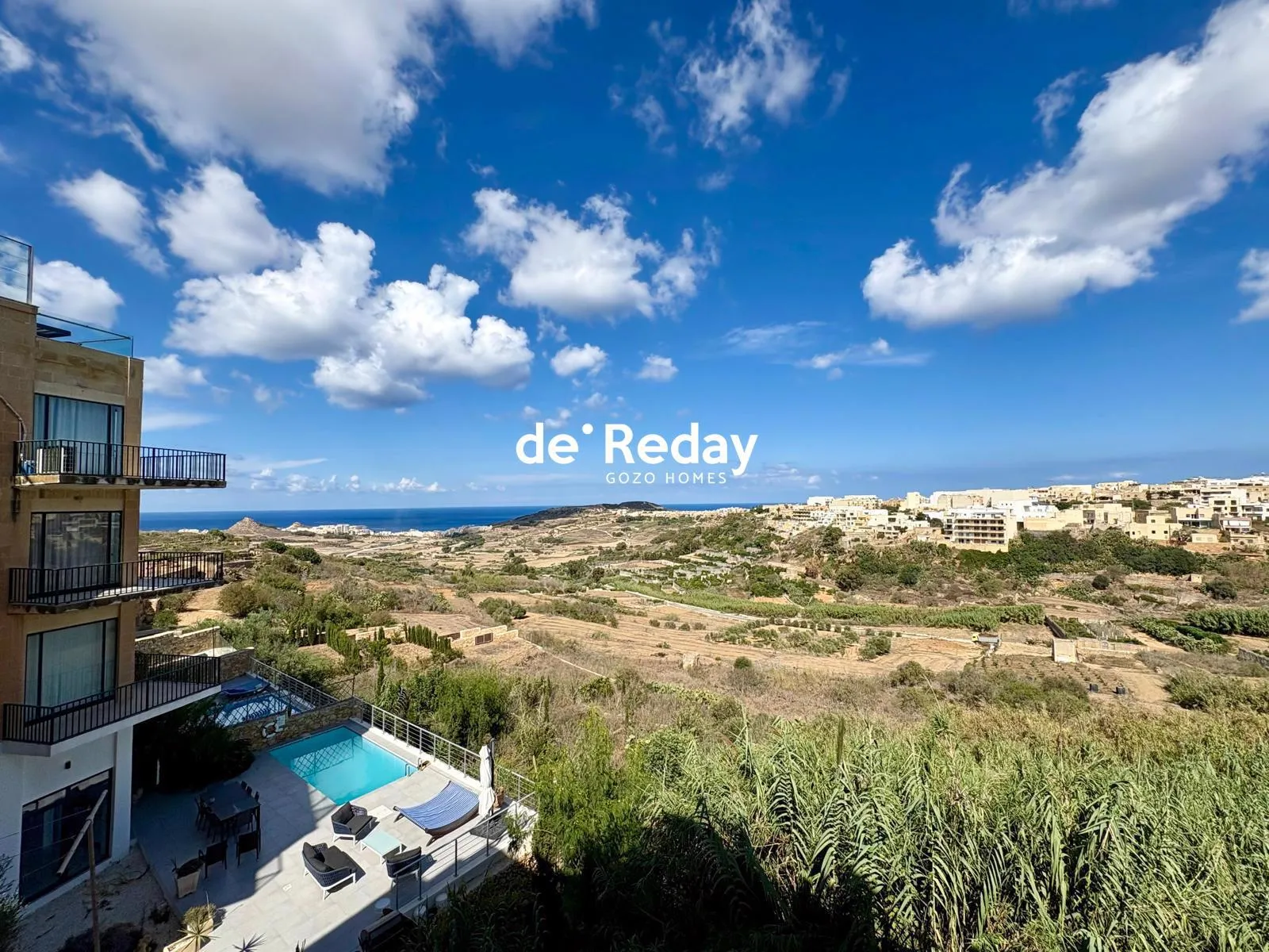 Charming 2 bedroom Apartment with Views