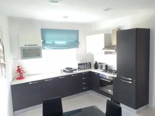 Penthouse - Sliema - 2 bedroom - € 1,650