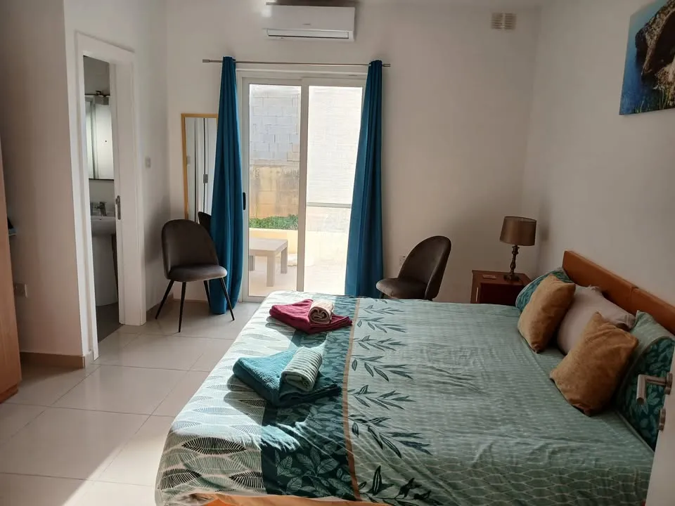 High-end Modern finish three-bedroom BUNGALOW