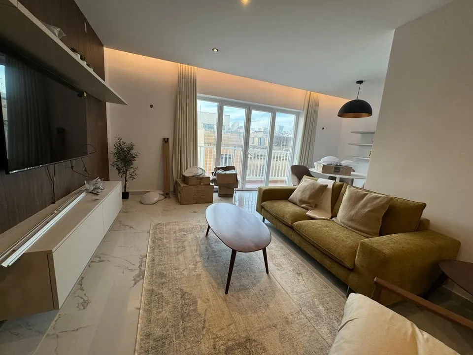 GZIRA | NEWISH 3-BEDROOM APARTMENT