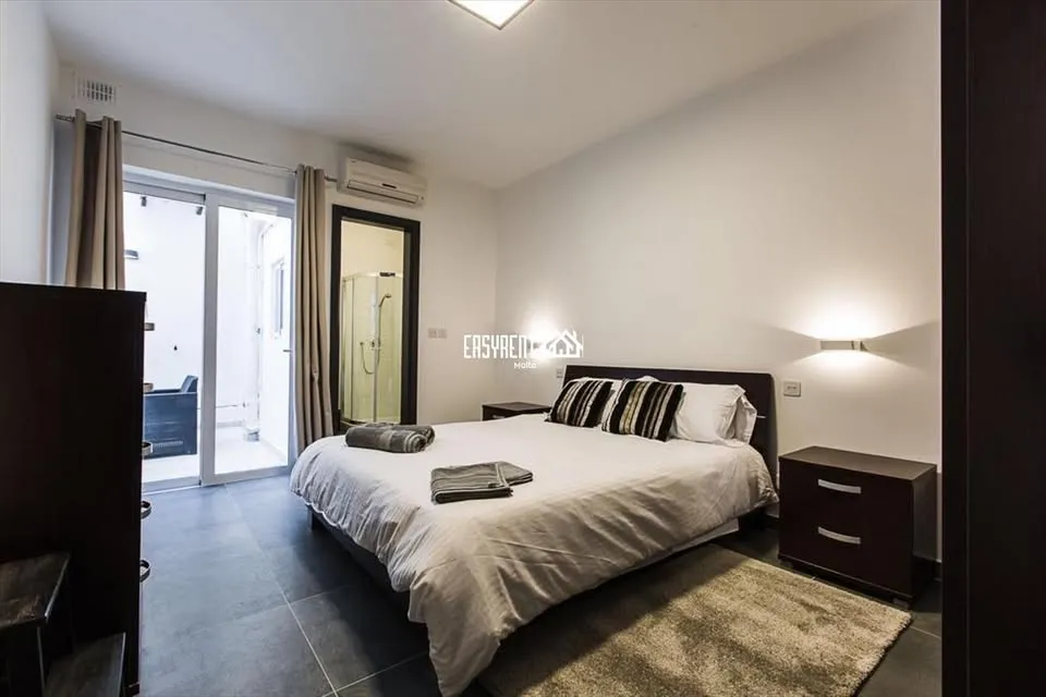 SWIEQI | 1 Bedroom Maisonette