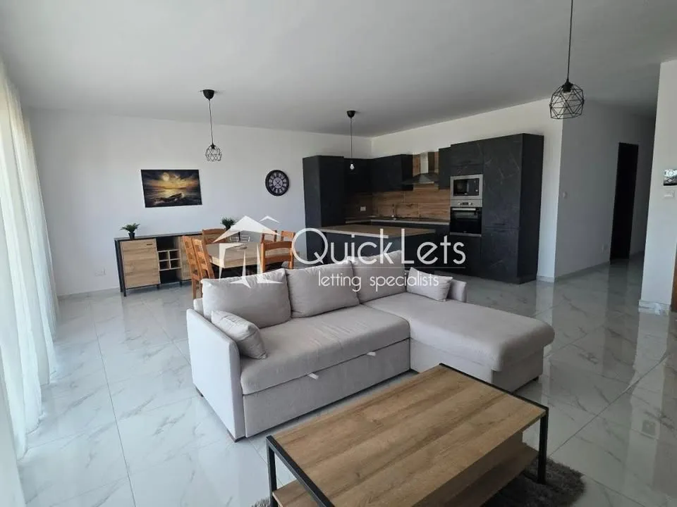 3 Double Bedrooms in Mosta