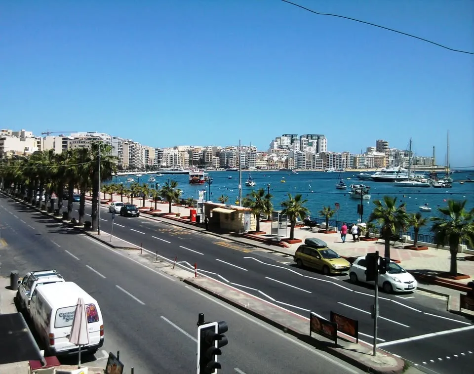 GZIRA SEA FRONT