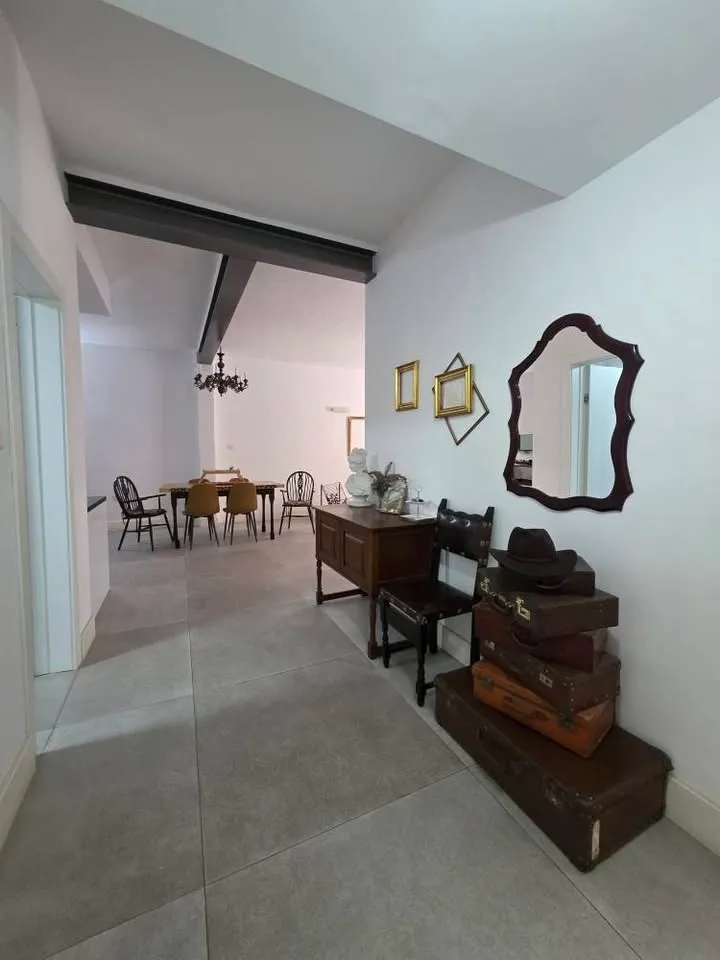 2 Bedroom, 1.5 Bathroom with Large Internal Yard in Valletta