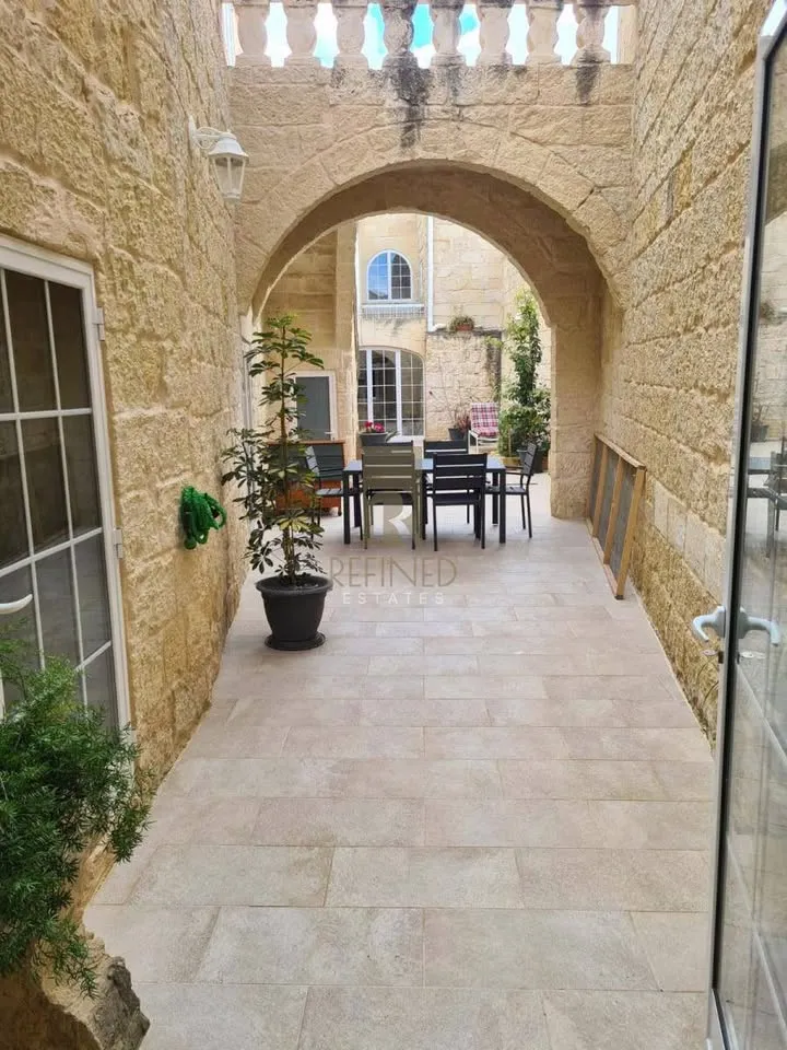 LCHC16876 – Property for rent
