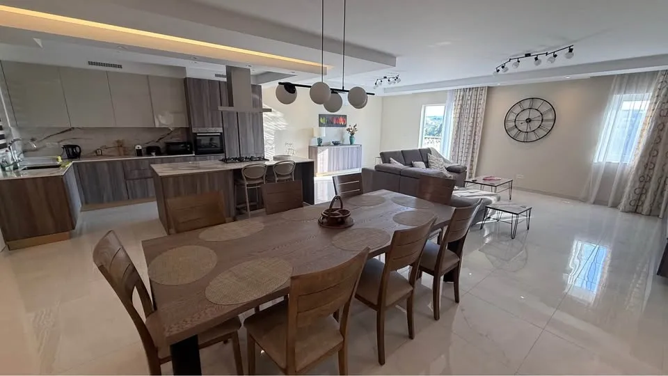 3 Bedroom/3 Bathroom Apartment in Mosta