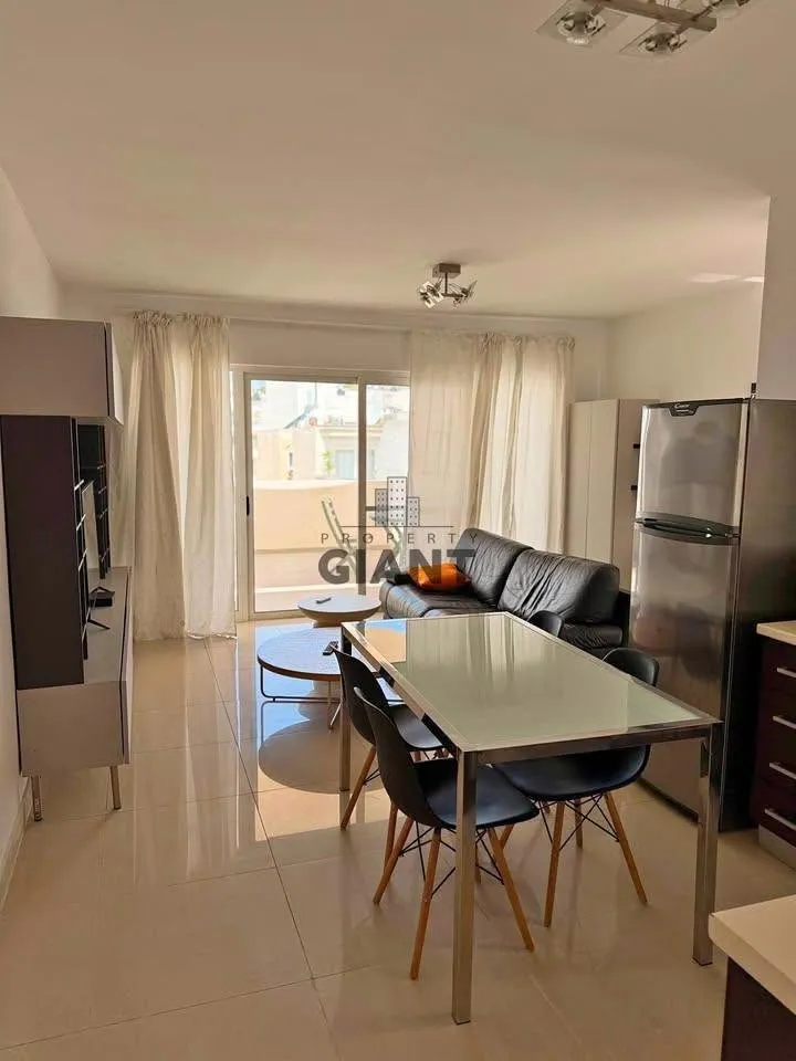 Bright and spacious fully furnished 1-bedroom apartment in Gzira