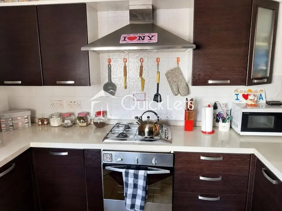 PIETÀ – Beautiful 3-Bedroom Corner Apartment