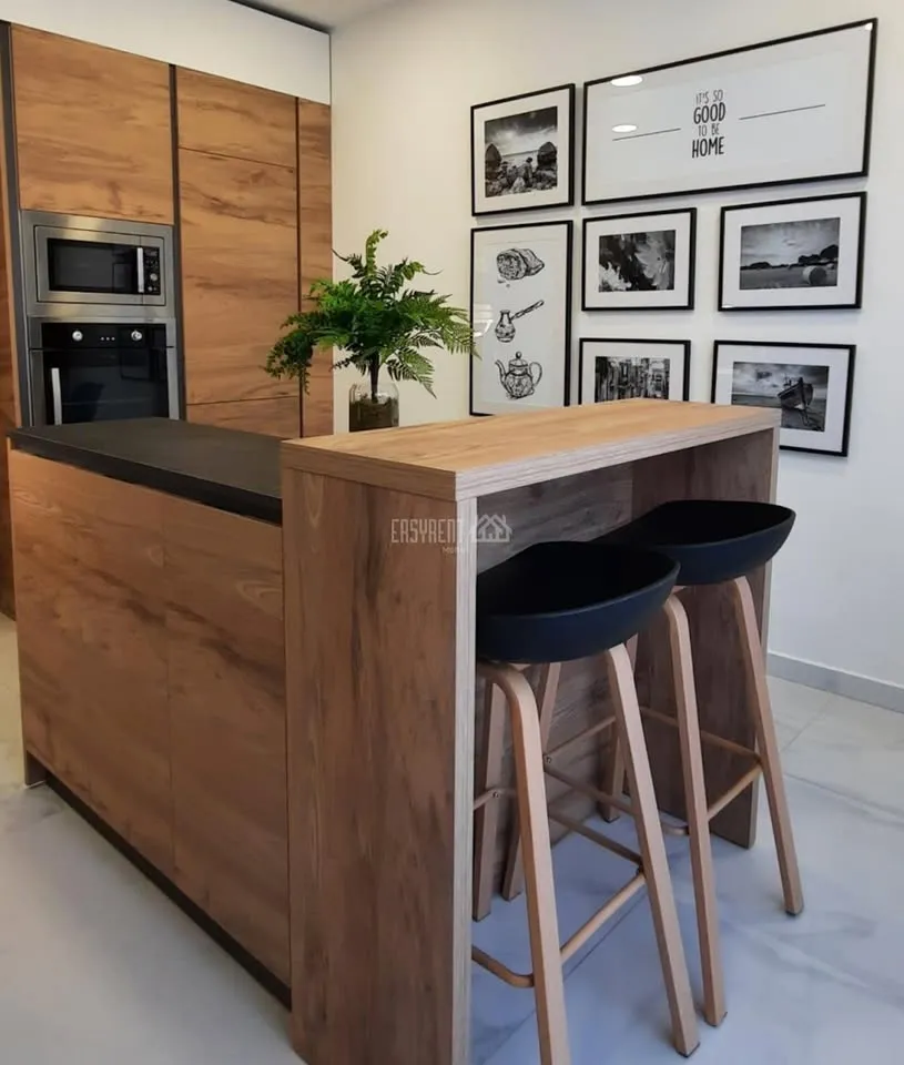 2-Bedroom Apartment in Hamrun