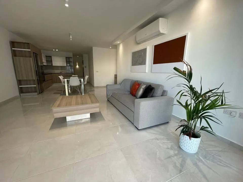 Qawra 3 Bedroom Apartment