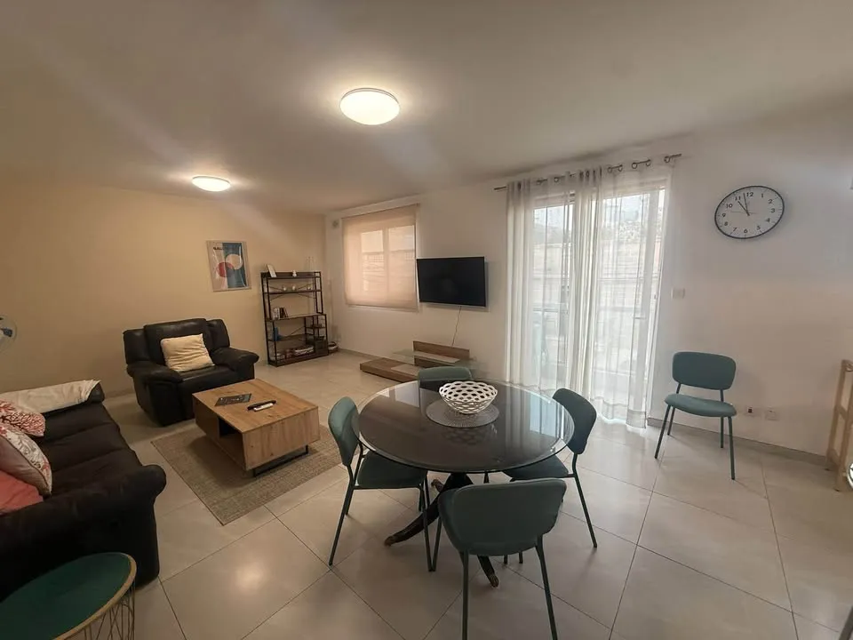 Mosta apartment - two bedroom and 1 study