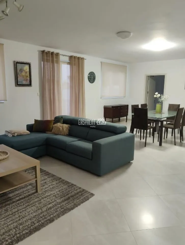 2 Bedroom Apartment in Mosta
