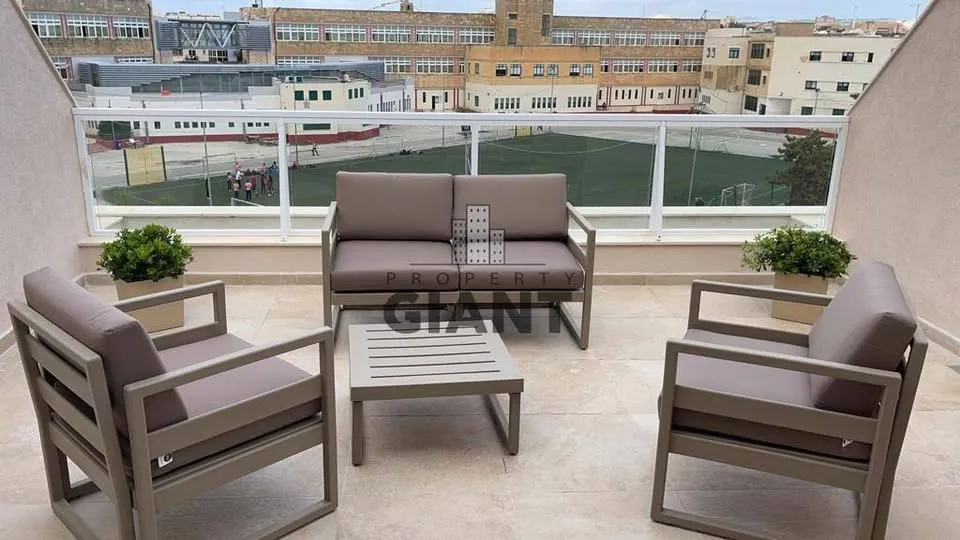 Apartment for rent in Msida