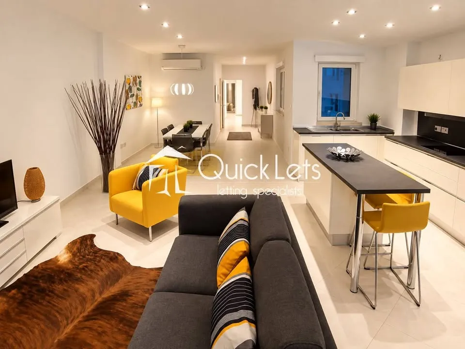 SLIEMA | 3-BEDROOM APARTMENT | €2,500/MONTH