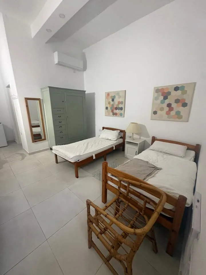 Private Twin Room for Rent in Gżira