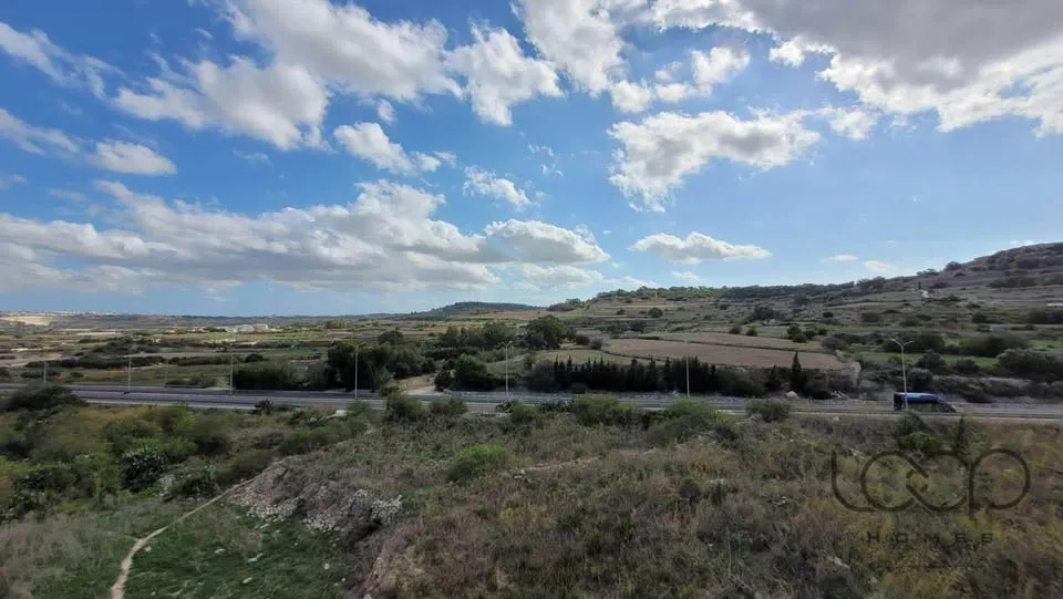 Saint Paul’s Bay - Highly Finished 3 Bedroom Apartment