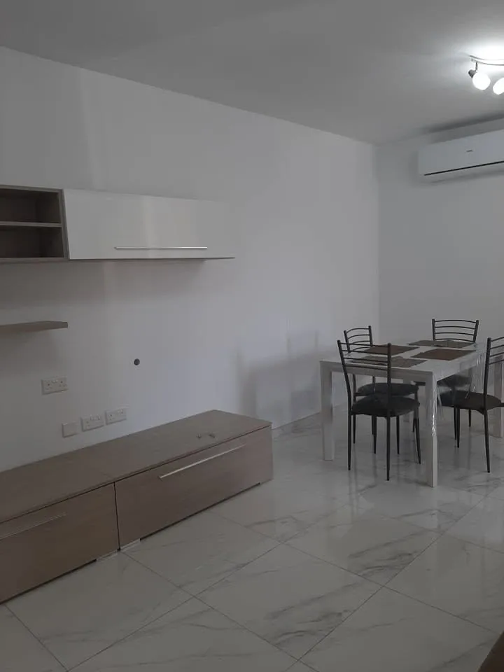 Modern 2 bedroom 1 bathroom apartment in Gzira
