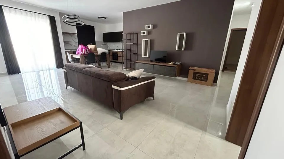 3 Bedrooms, 2 bathrooms in San Pawl il-Baħar