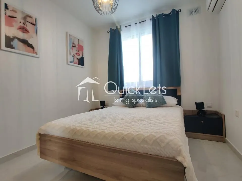 Stylish 2 Bedroom Apartment in Mosta