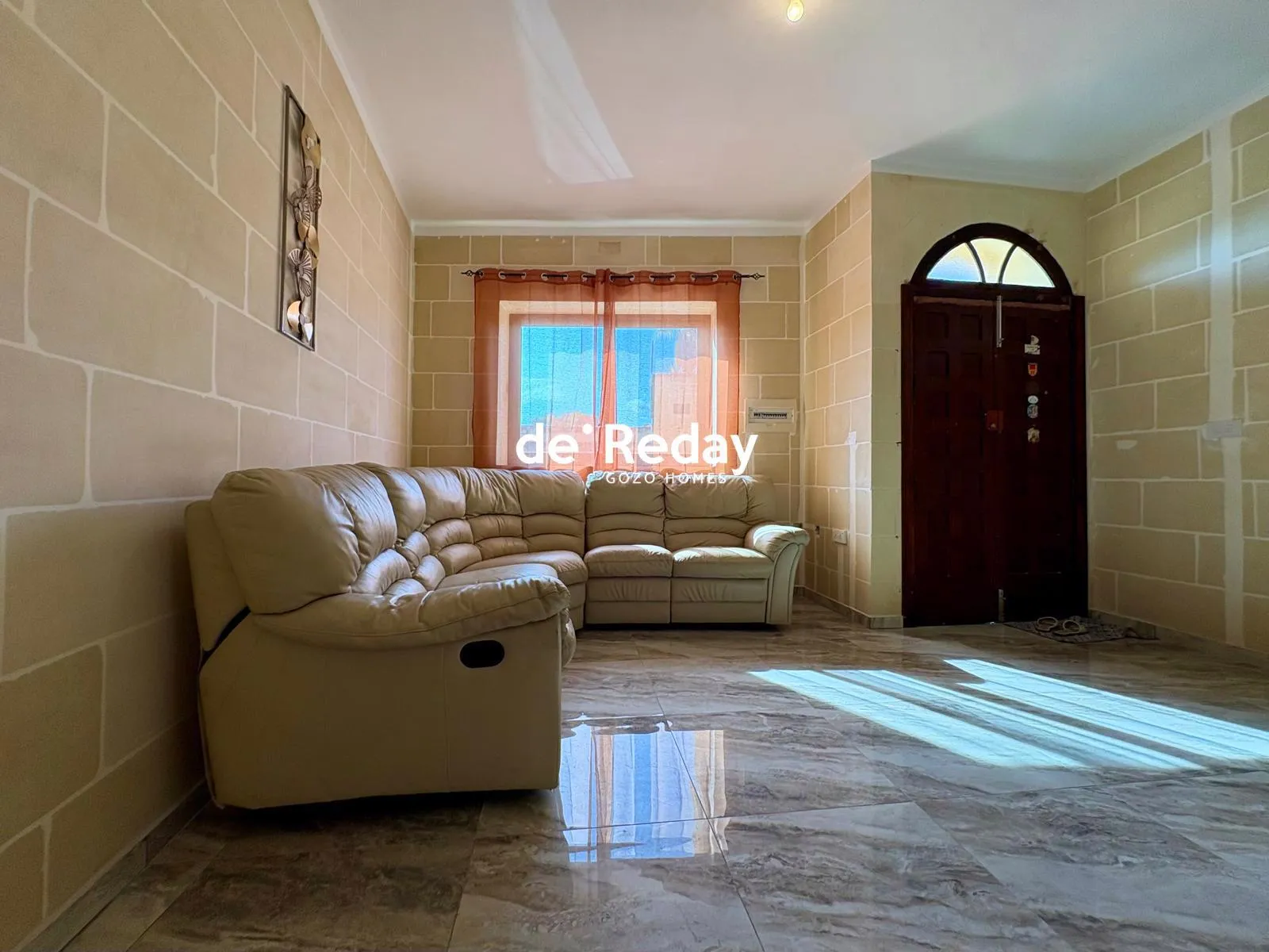 Brand New 3 Bedroom Maisonette