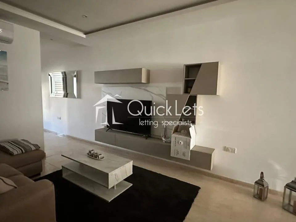 QORMI | SPACIOUS APARTMENT