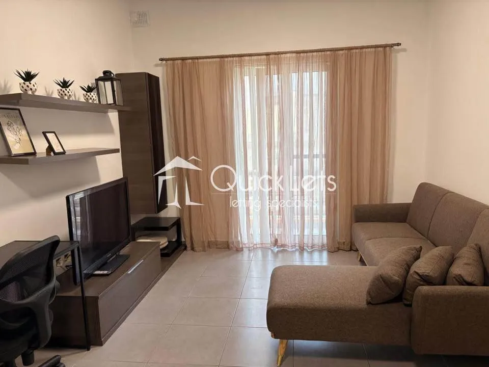 Modern 1-Bedroom Apartment in Gzira