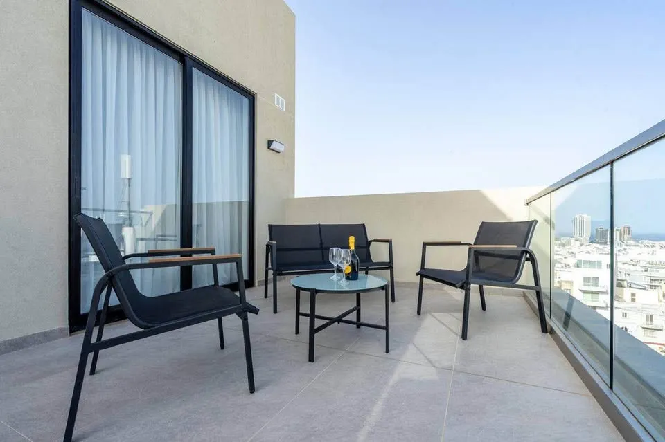 Swieqi Ultra Modern & Brand New Penthouse